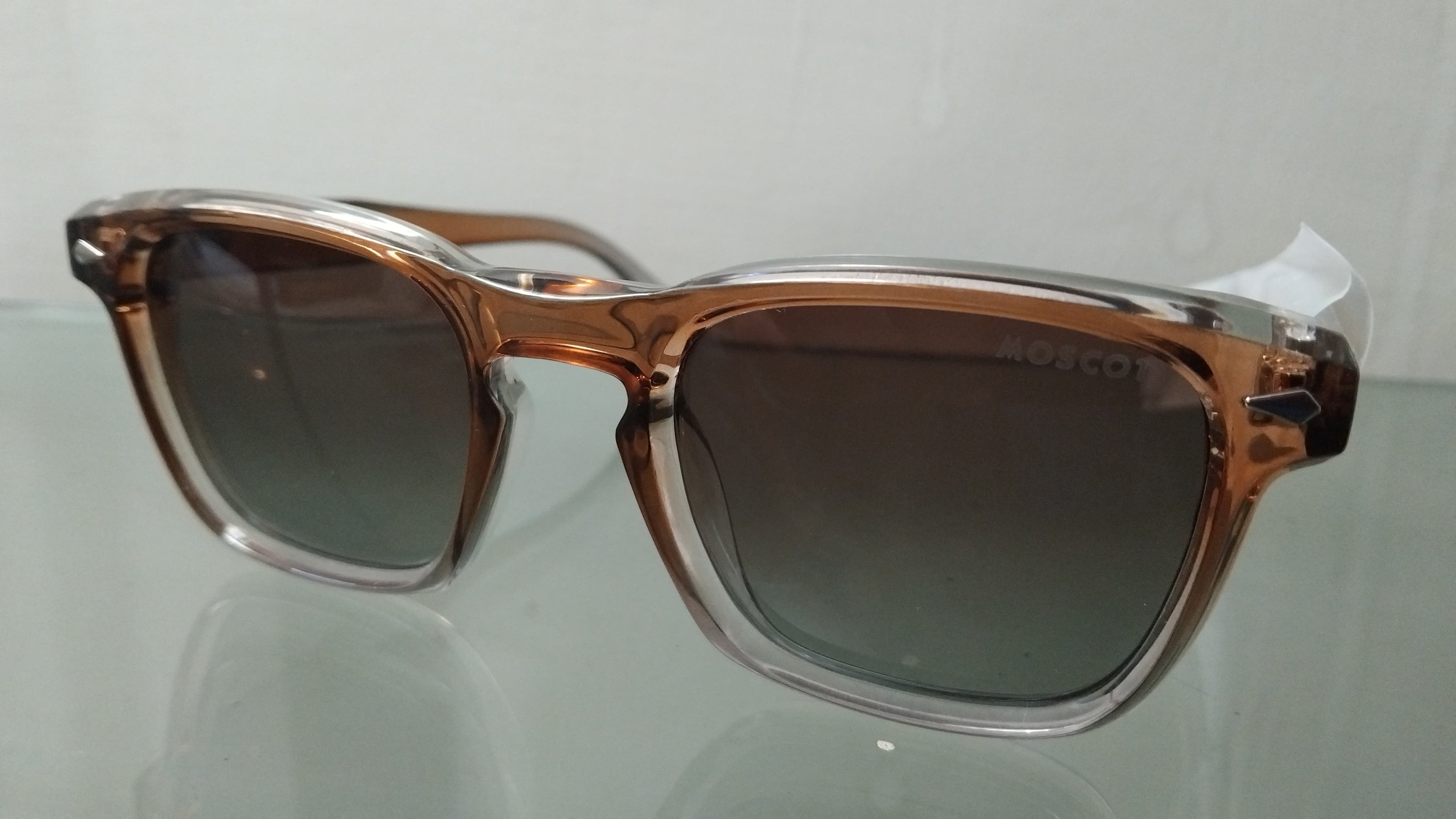 Classic Transparent Brown Square Sunglasses for Men & Women – UV Protection, Stylish Everyday Eyewear