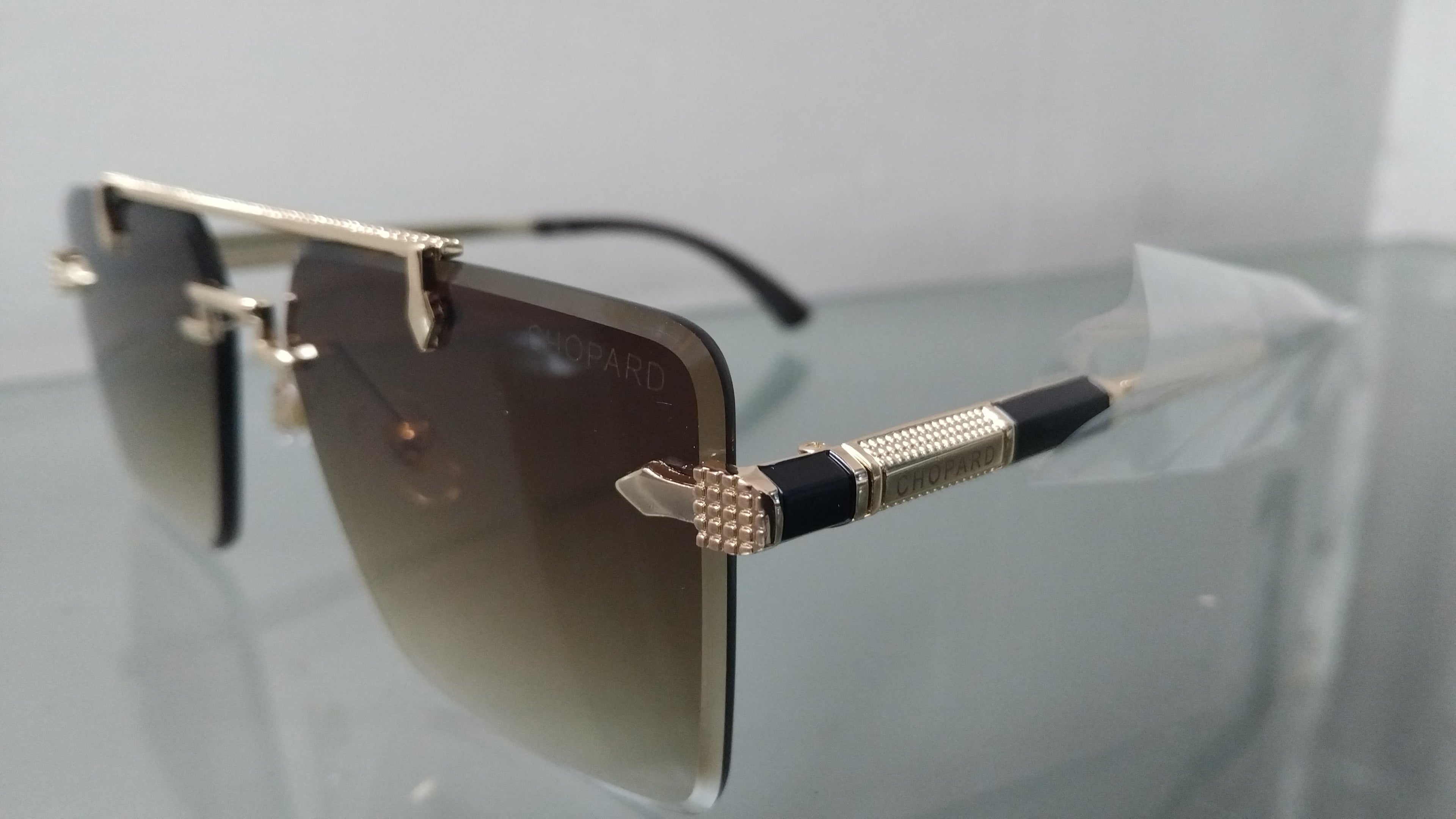 Rimless Square Sunglasses – Gold Metal Frame with Brown Gradient Lenses Luxury Designer Shades