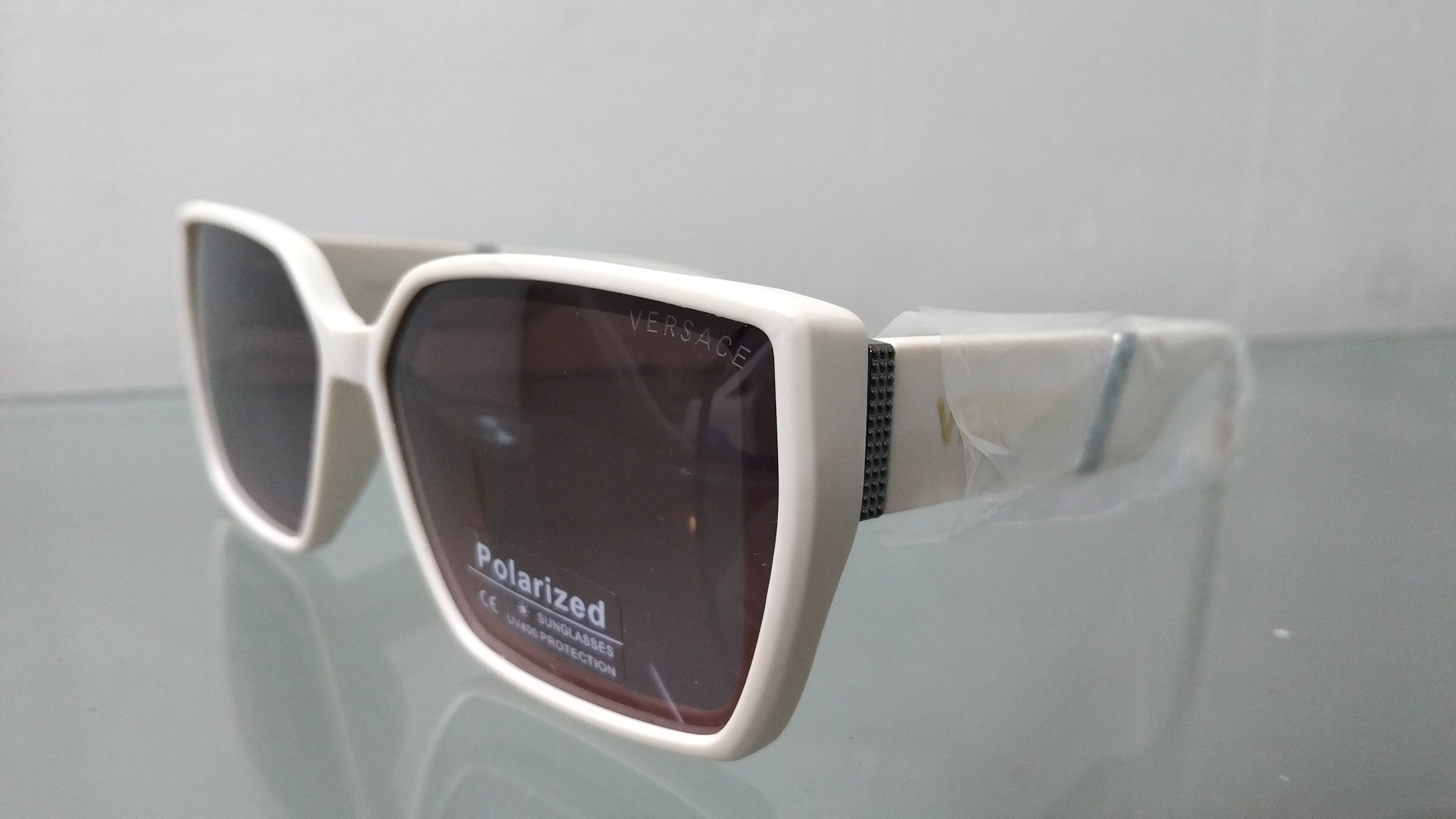Square Sunglasses – White Full Frame Designer Shades with Dark Lenses for Women