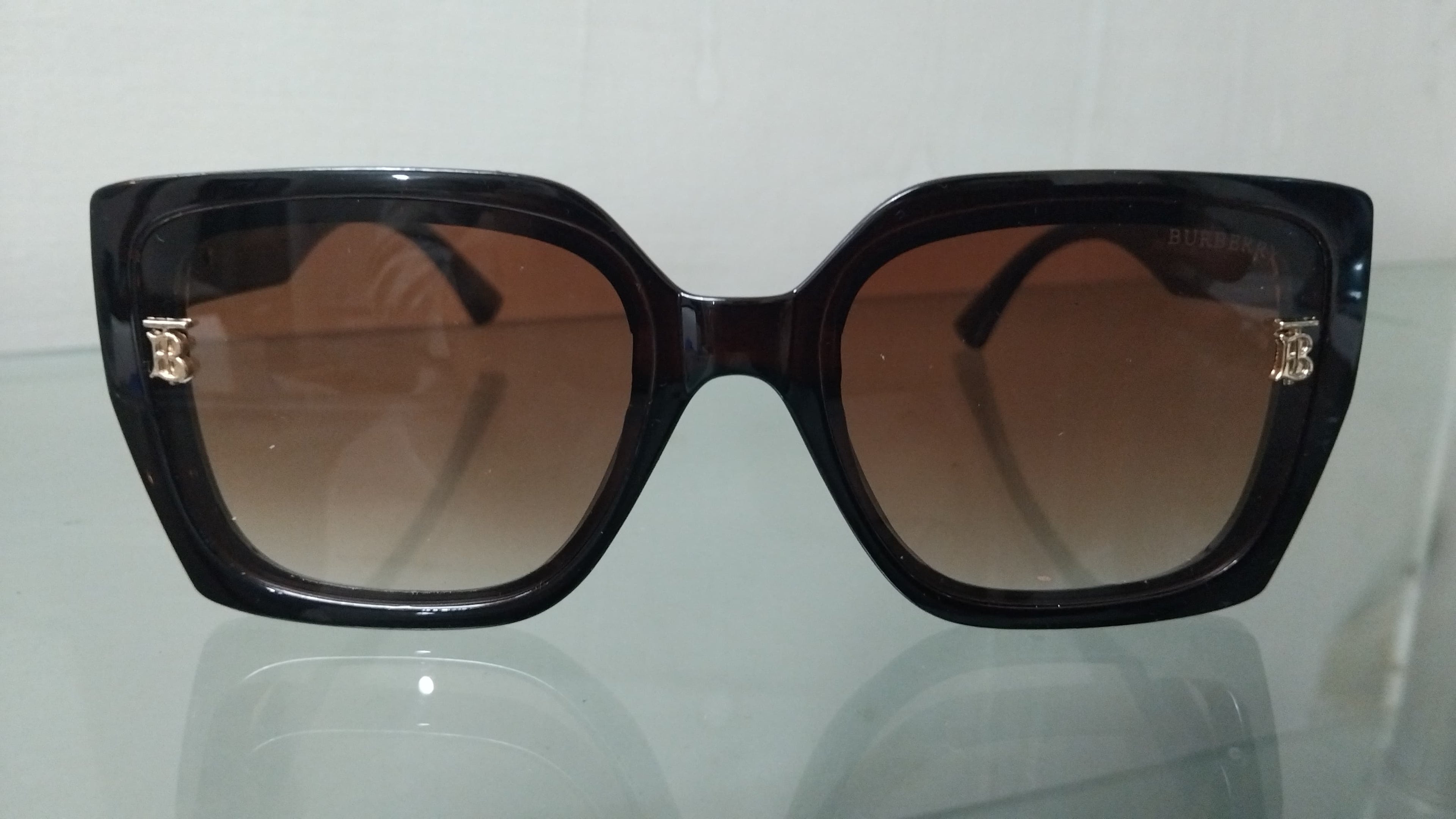 Square Sunglasses – Black Acetate Frame with Brown Gradient Lenses Luxury Designer Shades